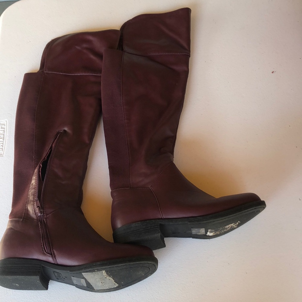 High knee burgundy boots
